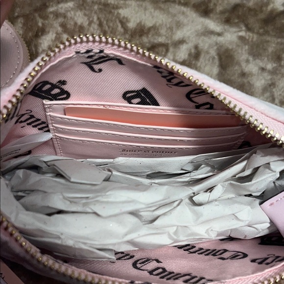 Juicy Couture Light Pink Heart Shoulder Bag - Picture 8 of 11